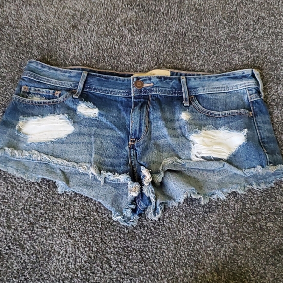 Hollister Pants - Hollister shorts